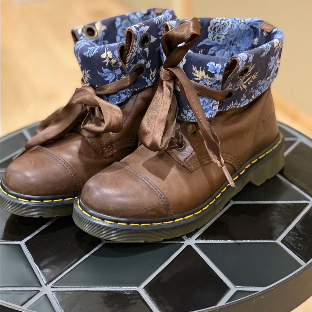 Dr. Martens Triumph Fold Over Boots, 7